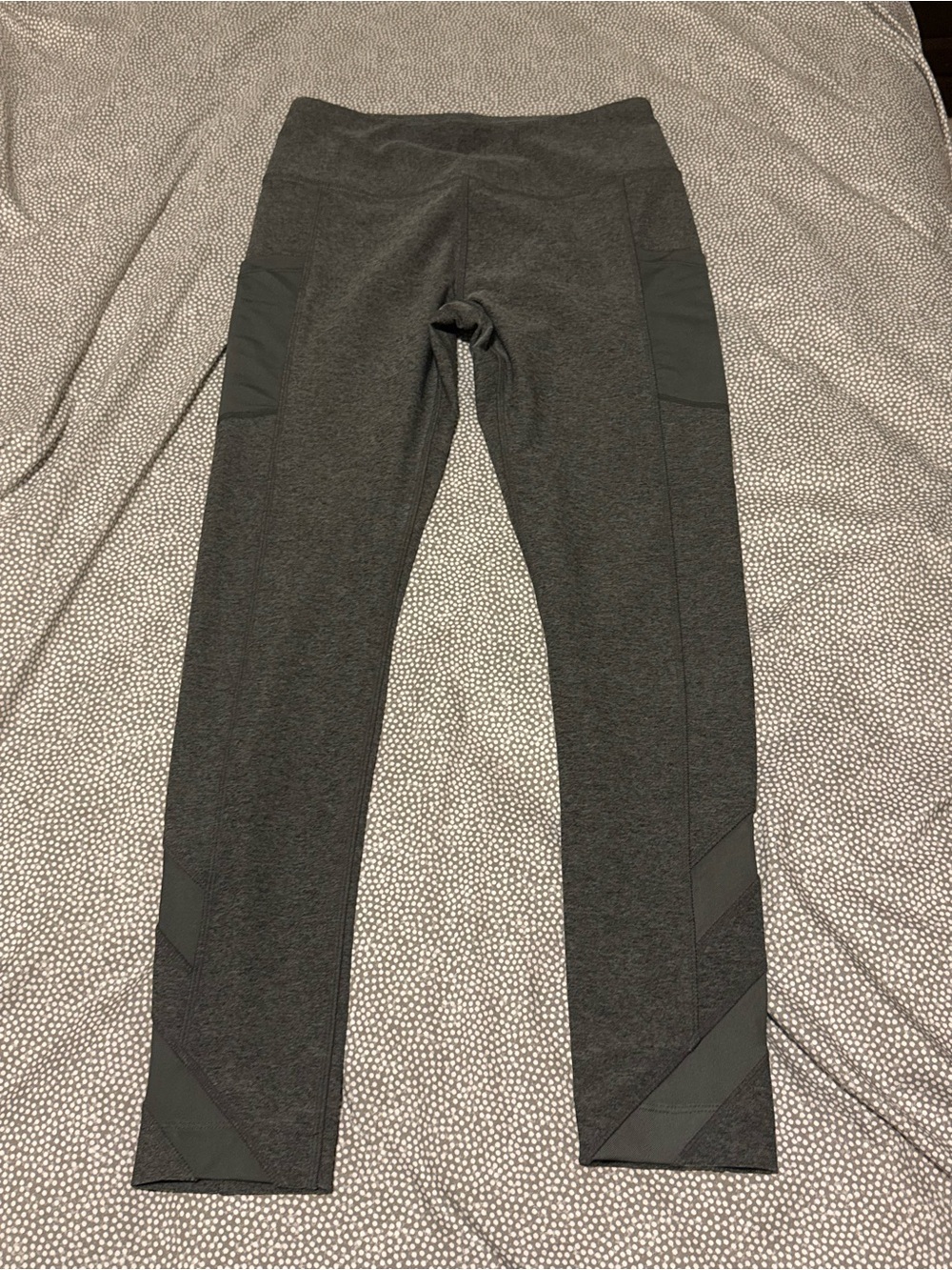 5/$10‼️ Dark Gray Active Leggings with Mesh Panels